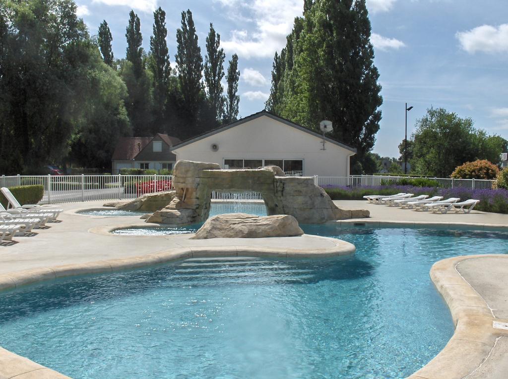 Camping Du Port De Plaisance Péronne Kültér fotó